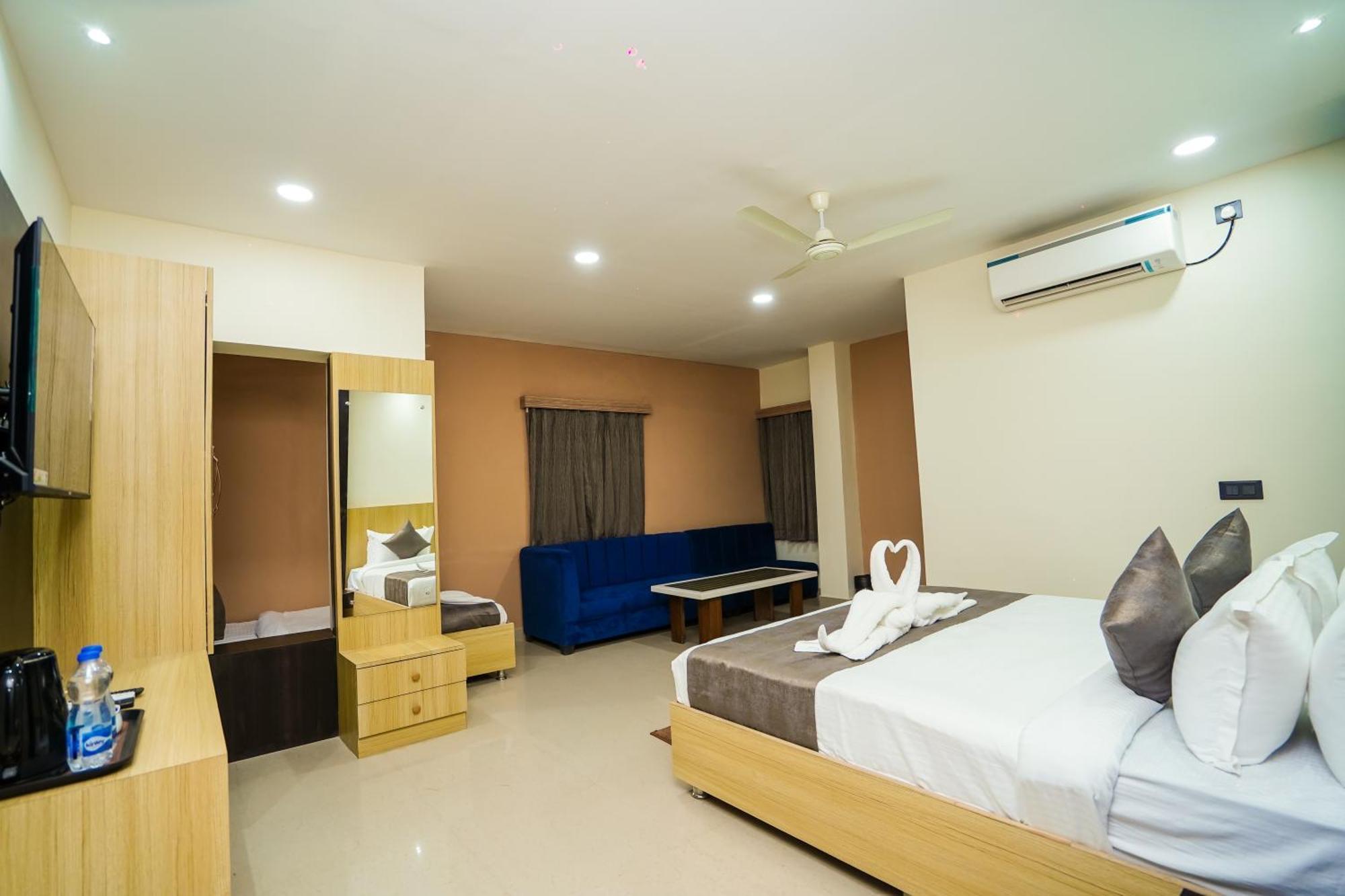Hotel Middleton Nxt Bhubaneswar Dış mekan fotoğraf