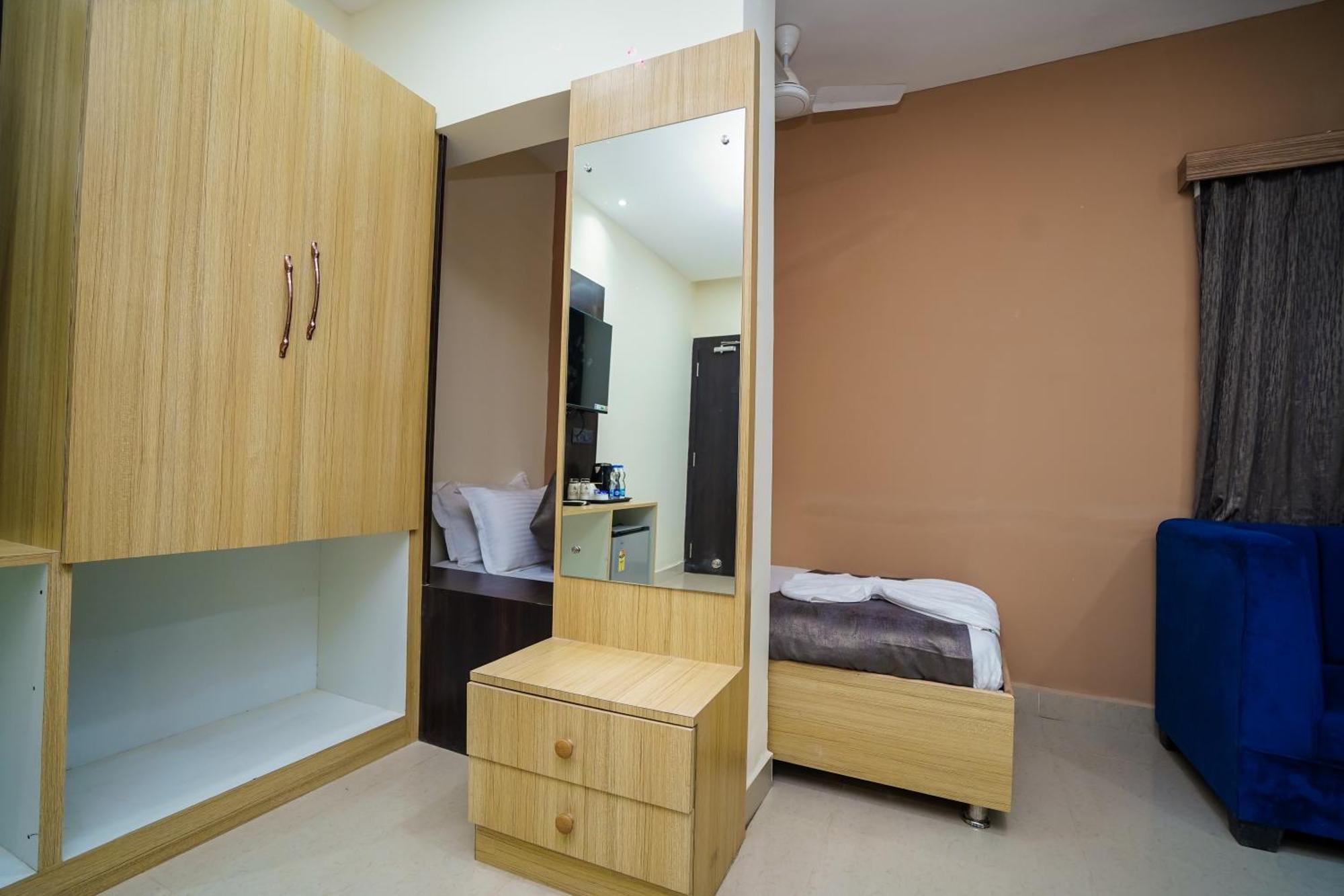 Hotel Middleton Nxt Bhubaneswar Dış mekan fotoğraf