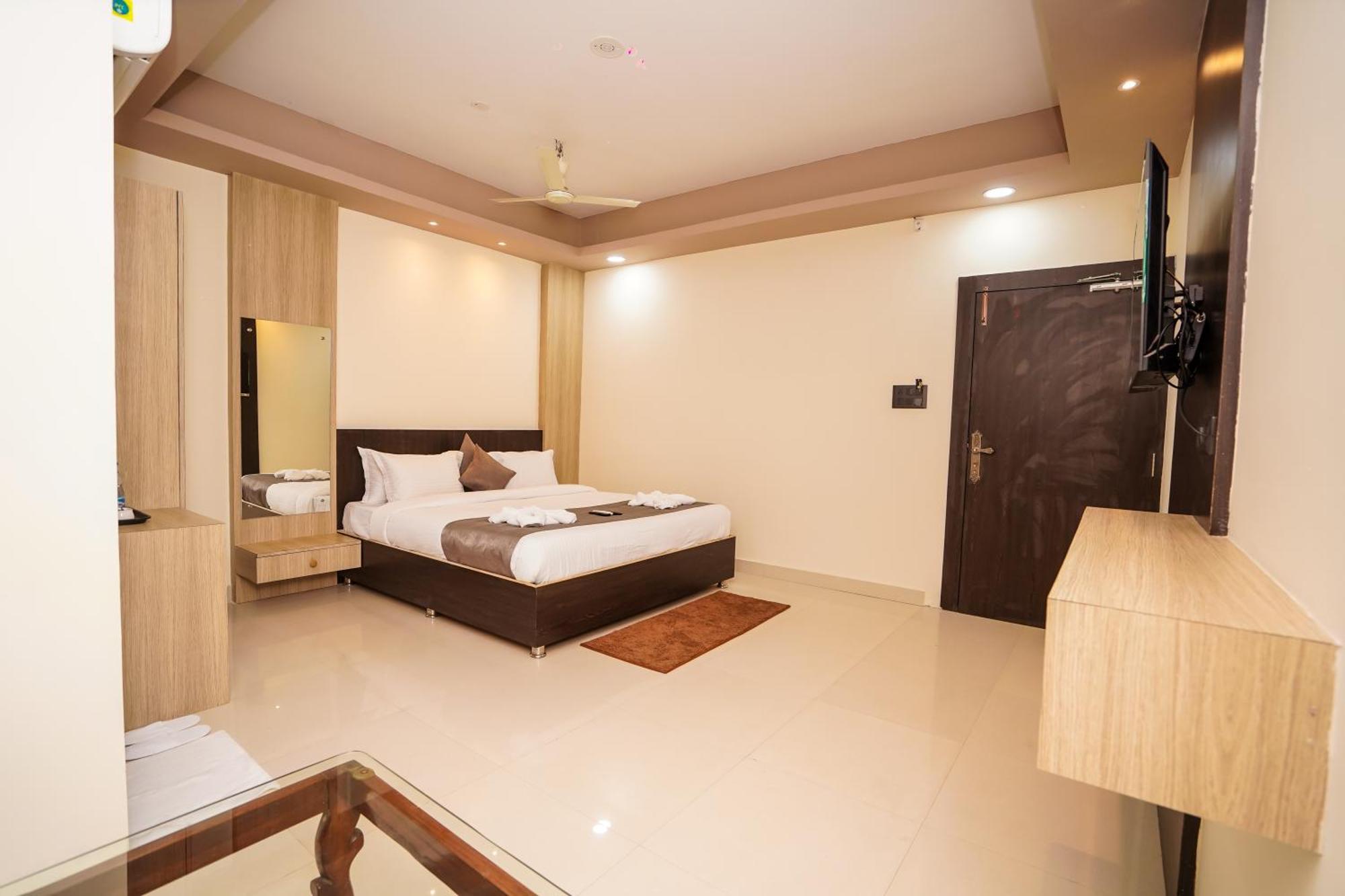 Hotel Middleton Nxt Bhubaneswar Dış mekan fotoğraf