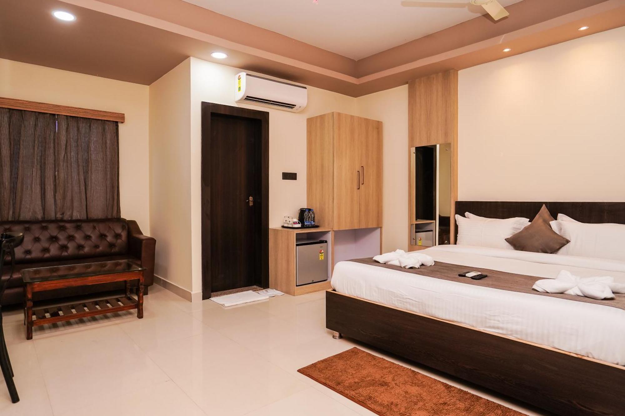 Hotel Middleton Nxt Bhubaneswar Dış mekan fotoğraf